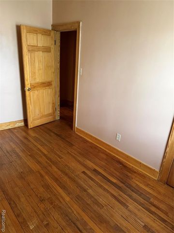 15791 Cherrylawn Street, Detroit, MI 48238