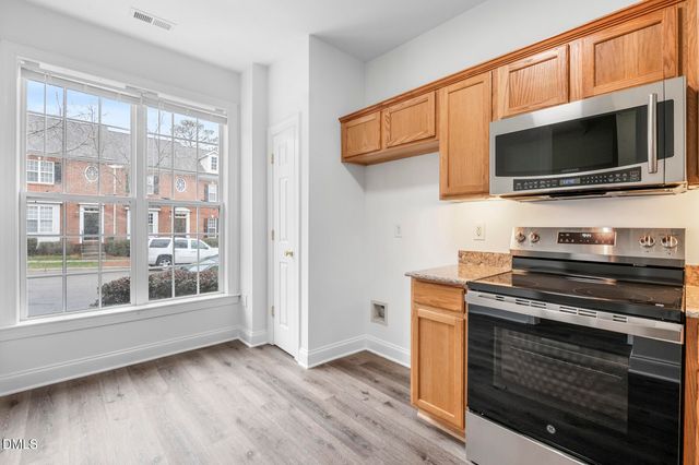 168 Lumina Place, Holly Springs, NC 27540