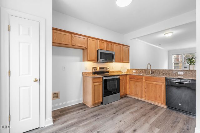 168 Lumina Place, Holly Springs, NC 27540