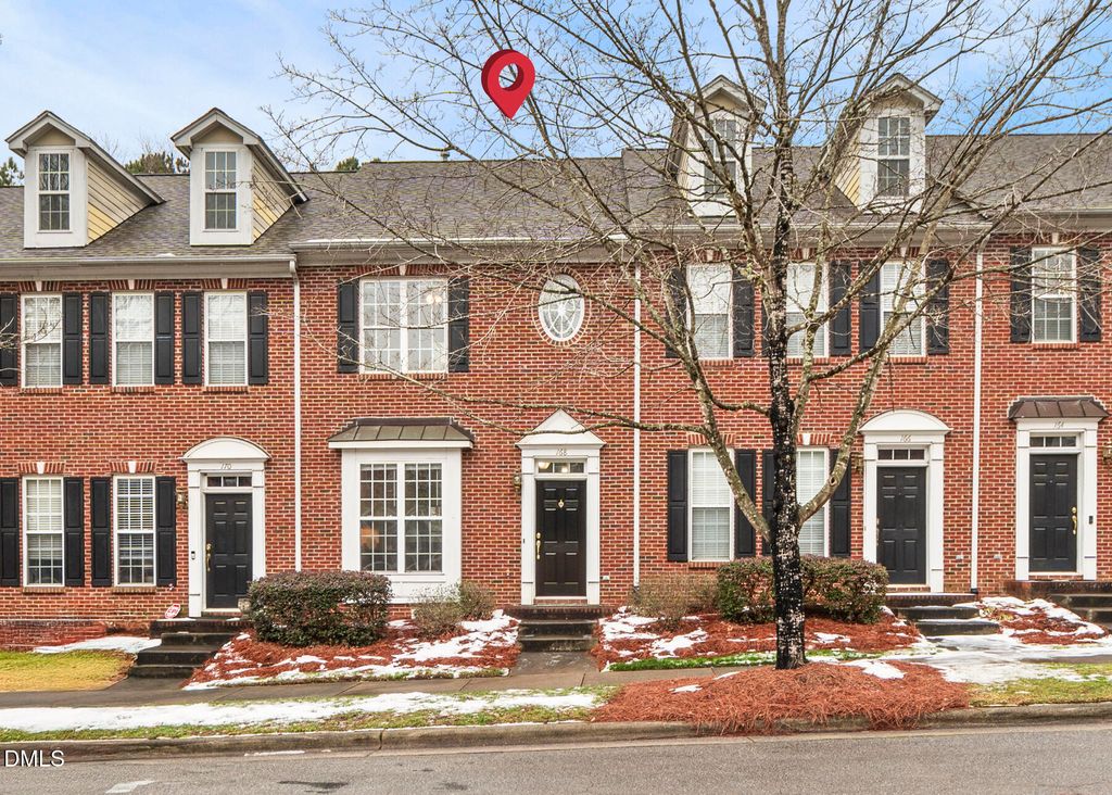 168 Lumina Place, Holly Springs, NC 27540