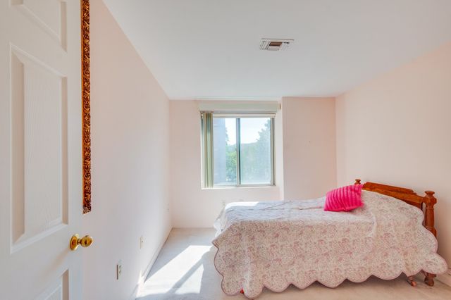 183 Oak Street 308, Newton, MA 02464