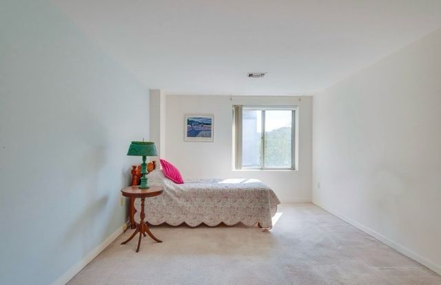 183 Oak Street 308, Newton, MA 02464