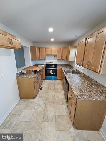 111 BARRINGTON LN, Winchester, VA 22601