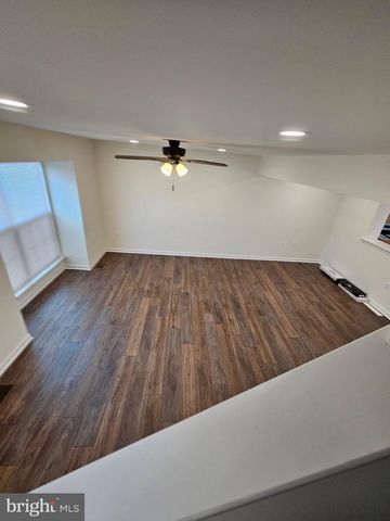 111 BARRINGTON LN, Winchester, VA 22601