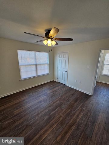 111 BARRINGTON LN, Winchester, VA 22601