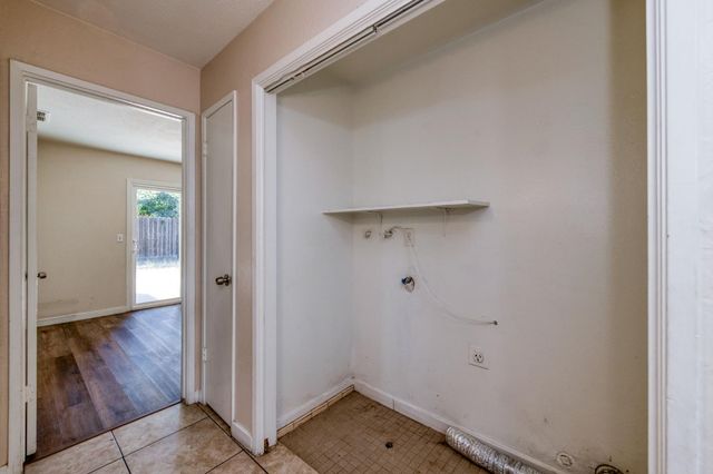 4372 N Cornelia Avenue, Fresno, CA 93722