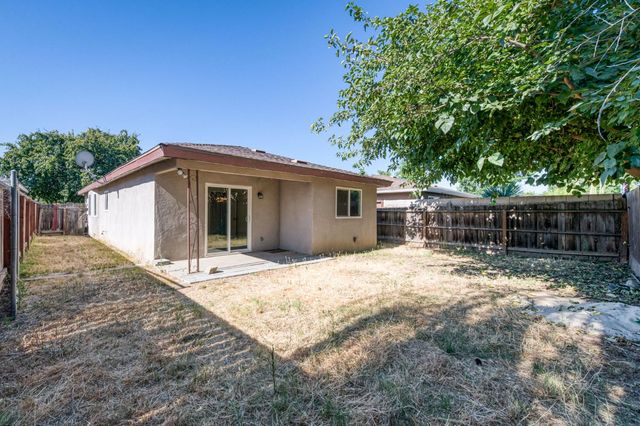 4372 N Cornelia Avenue, Fresno, CA 93722