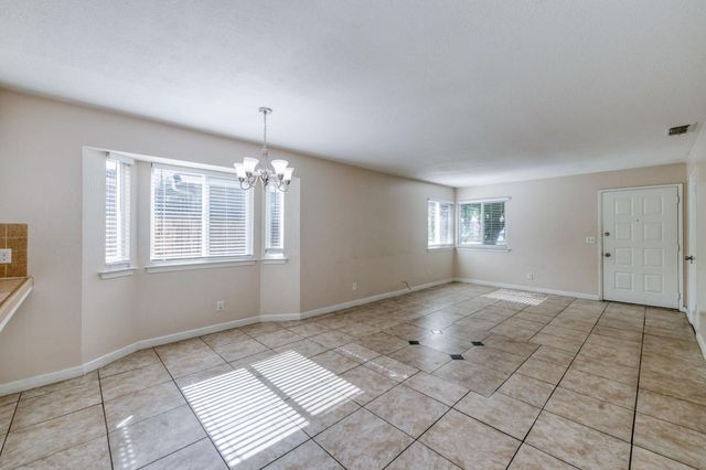 4372 N Cornelia Avenue, Fresno, CA 93722