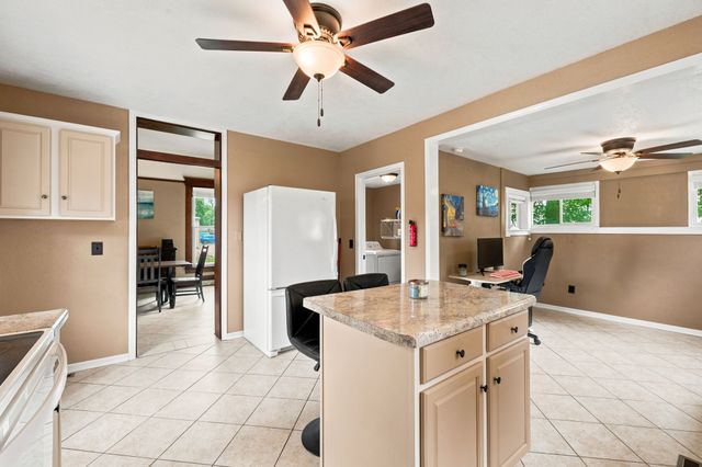 605 S Jefferson Way, Indianola, IA 50125