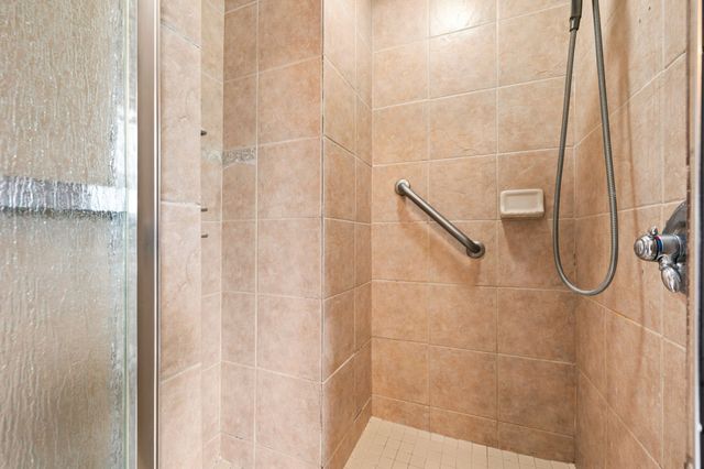 605 S Jefferson Way, Indianola, IA 50125