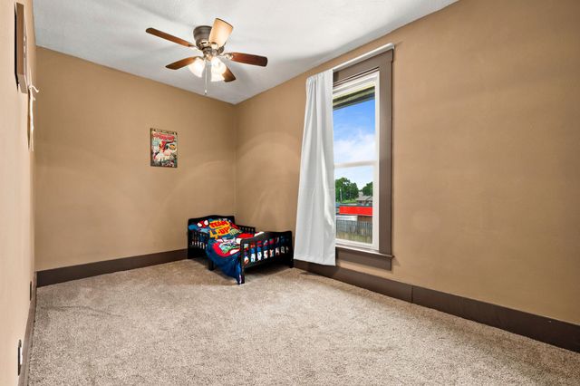 605 S Jefferson Way, Indianola, IA 50125