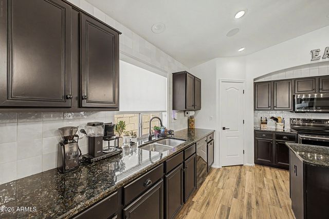 1219 E NANCY Avenue, San Tan Valley, AZ 85140