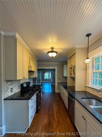 411 Cape Fear Avenue, Fayetteville, NC 28303