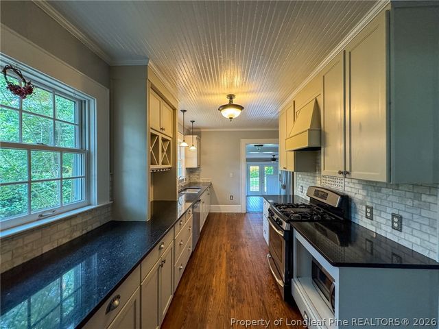 411 Cape Fear Avenue, Fayetteville, NC 28303