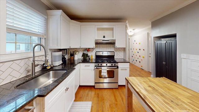 8712 Oak View Drive, Chattanooga, TN 37421