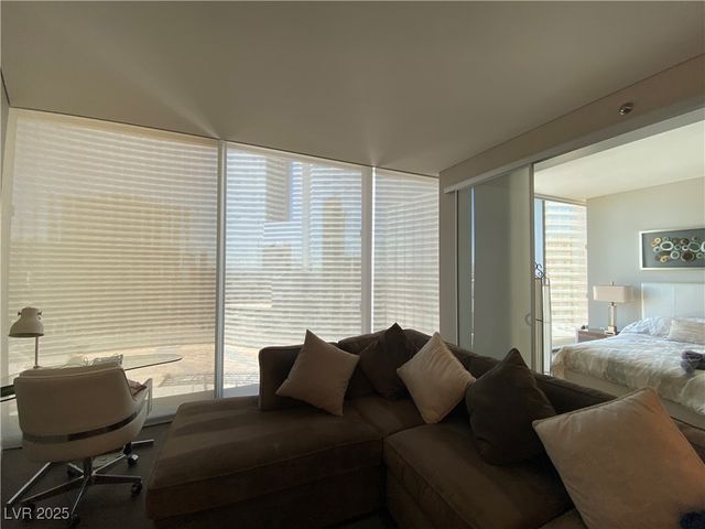 3726 Las Vegas Boulevard 1703, Las Vegas, NV 89158