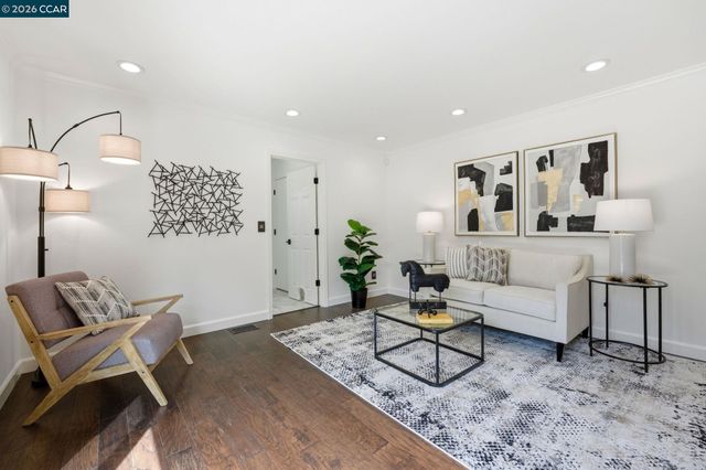 1433 Walnut Ave, Walnut Creek, CA 94598