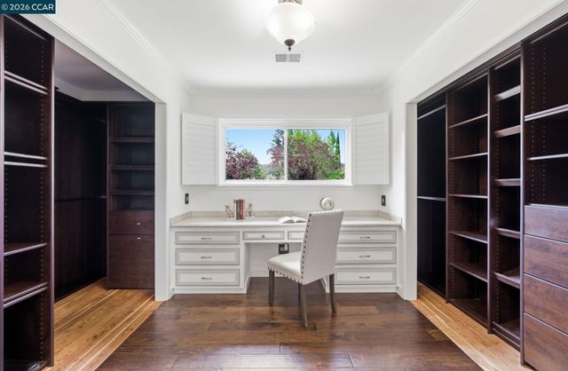 1433 Walnut Ave, Walnut Creek, CA 94598