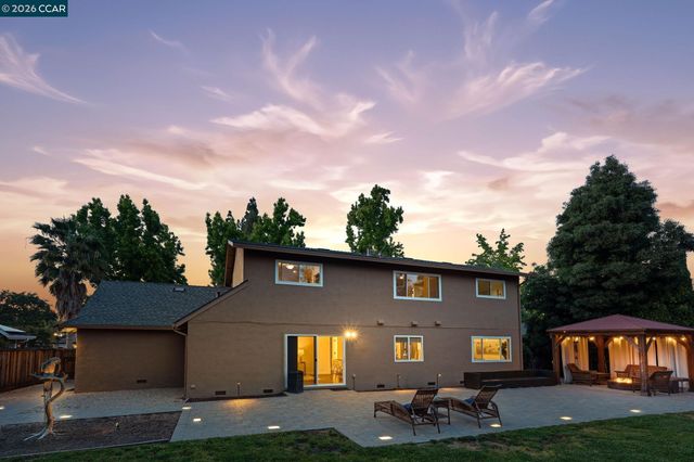 1433 Walnut Ave, Walnut Creek, CA 94598