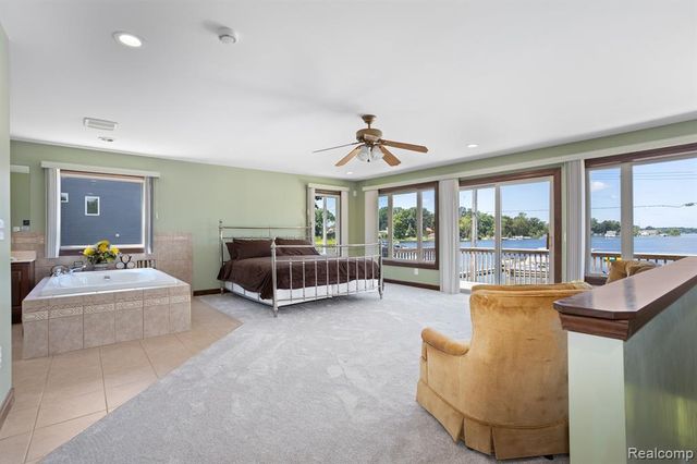 1794 S Hughes Road, Brighton, MI 48114