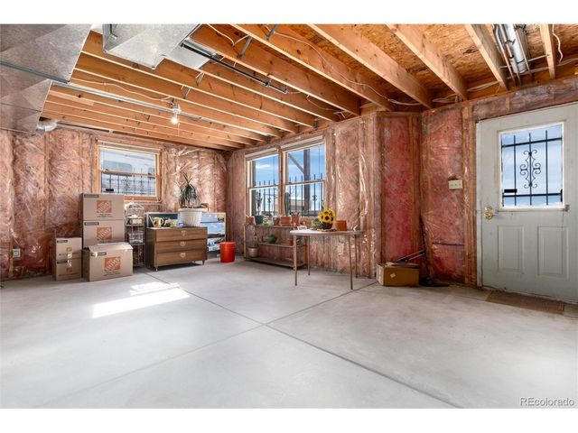 10650 Yellowstone Rd, Longmont, CO 80504