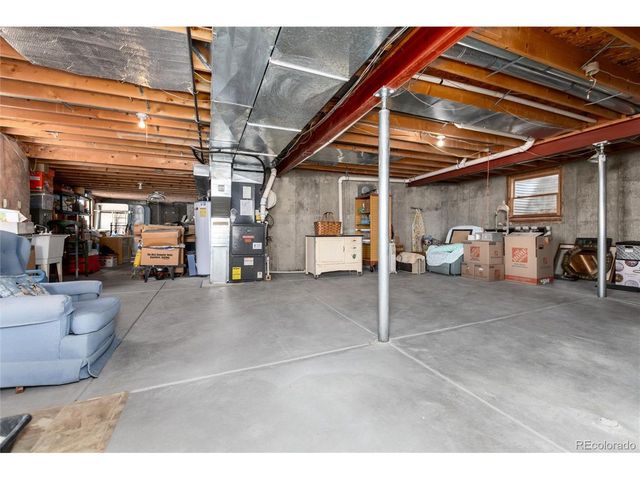 10650 Yellowstone Rd, Longmont, CO 80504