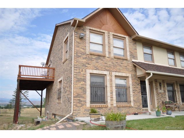 10650 Yellowstone Rd, Longmont, CO 80504