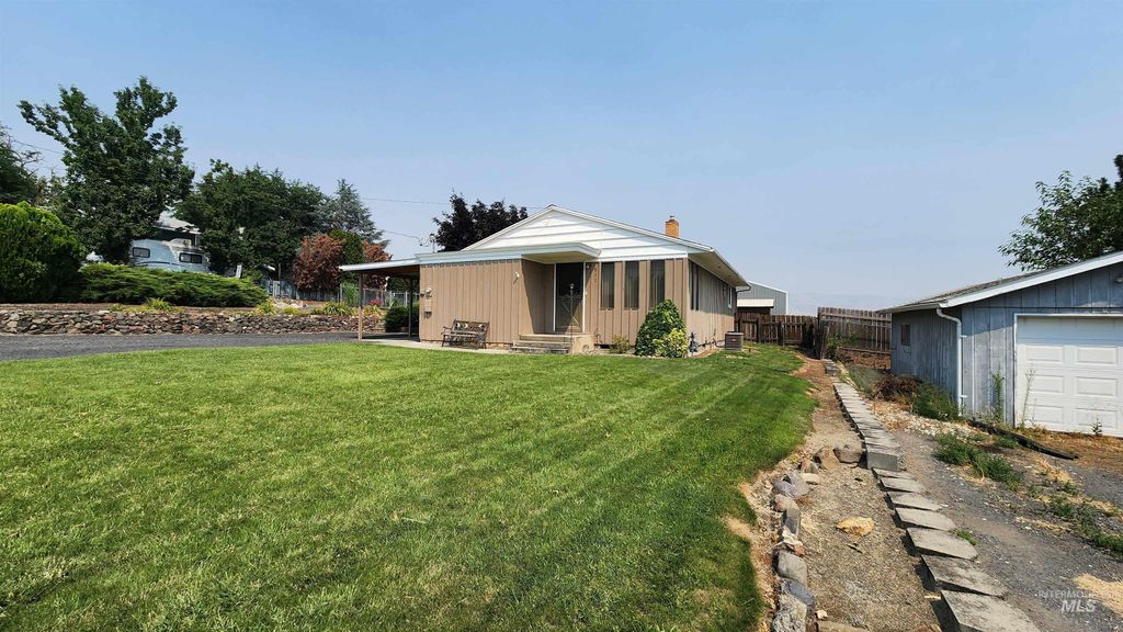 812 Walk Ln, Clarkston, WA 99403 photo 4