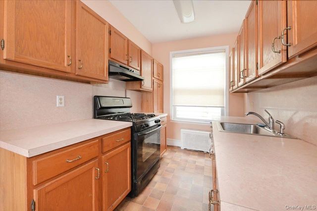 88-59 82nd Avenue, Glendale, NY 11385