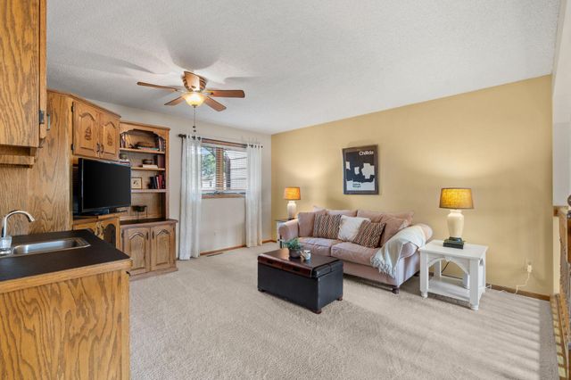 144 122nd Avenue NW, Coon Rapids, MN 55448