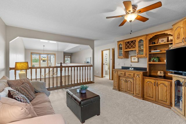 144 122nd Avenue NW, Coon Rapids, MN 55448