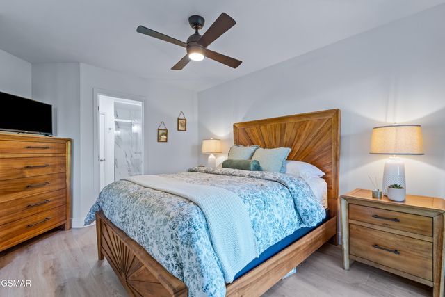 1386 Ski View Drive, Gatlinburg, TN 37738