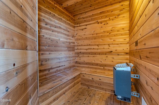 1386 Ski View Drive, Gatlinburg, TN 37738