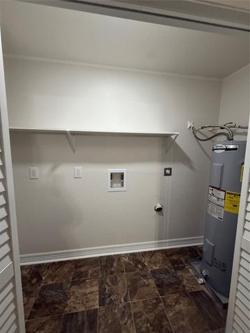 477 Oyster Creek Court, Richwood, TX 77531