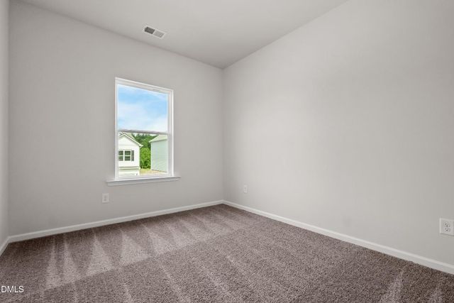 233 Courtside Drive, Dunn, NC 28334