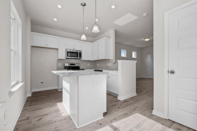 233 Courtside Drive, Dunn, NC 28334