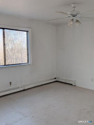 24 Chestnut Hill Road, Newtown, CT 06482