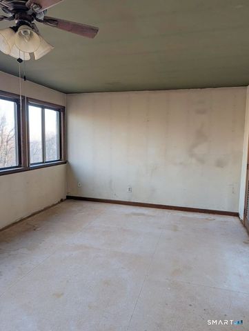 24 Chestnut Hill Road, Newtown, CT 06482