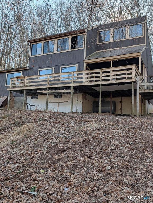 24 Chestnut Hill Road, Newtown, CT 06482