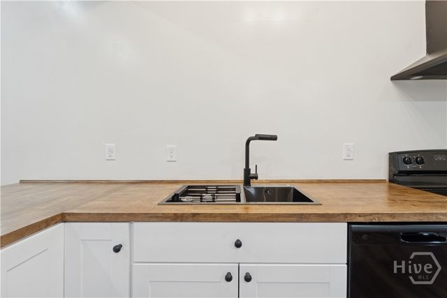 604 W 40th Street, Savannah, GA 31415