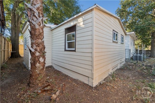 604 W 40th Street, Savannah, GA 31415