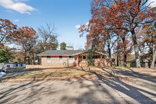1808 Skyline Place, Bartlesville, OK 74006