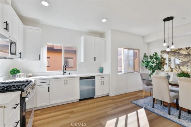 511 N Lark Ellen, Covina, CA 91722