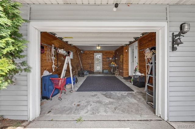 39 Mapleview Drive, Amherst, NY 14226