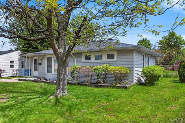 39 Mapleview Drive, Amherst, NY 14226