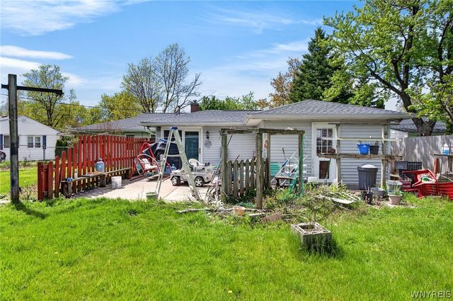 39 Mapleview Drive, Amherst, NY 14226