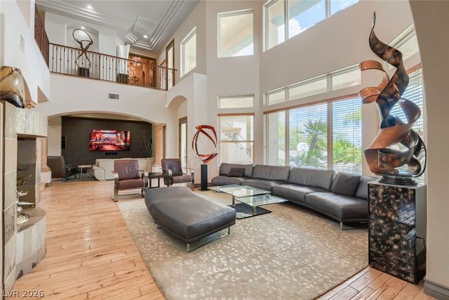 2010 Shenley Court, Las Vegas, NV 89117