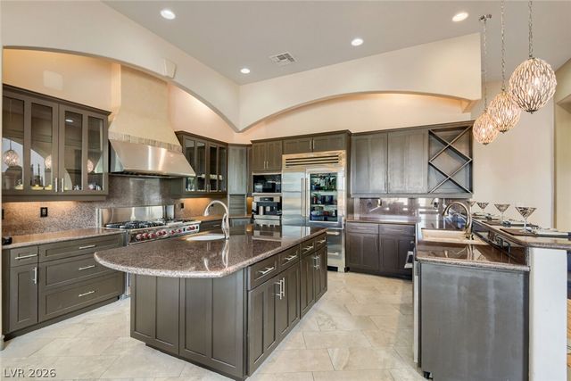 2010 Shenley Court, Las Vegas, NV 89117