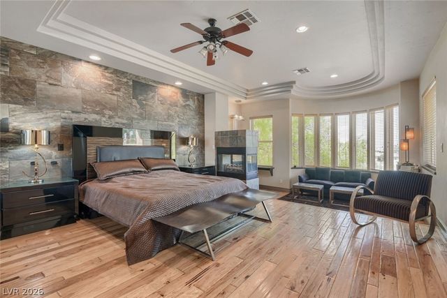 2010 Shenley Court, Las Vegas, NV 89117