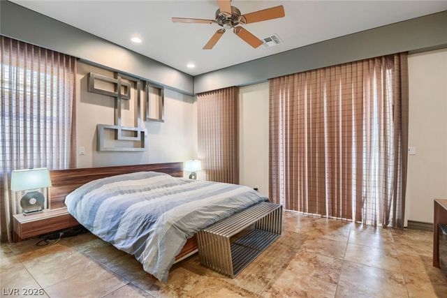 2010 Shenley Court, Las Vegas, NV 89117